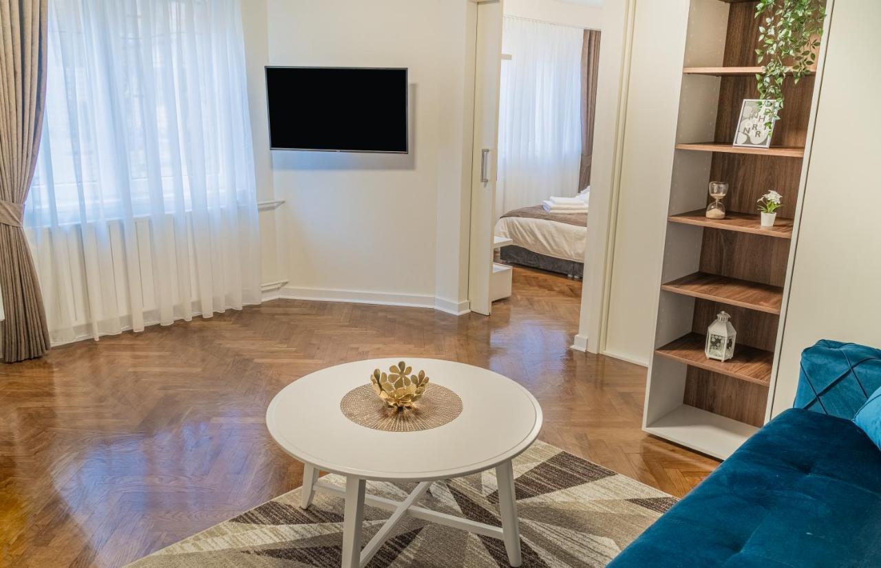 9 Nine - Luxury Apartments & Suites Belgrado Exterior foto
