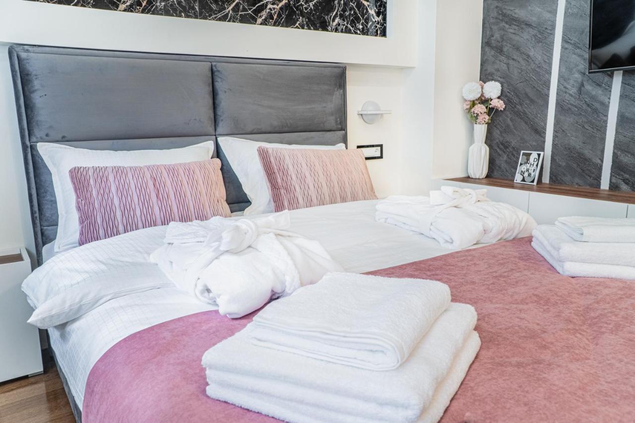 9 Nine - Luxury Apartments & Suites Belgrado Exterior foto
