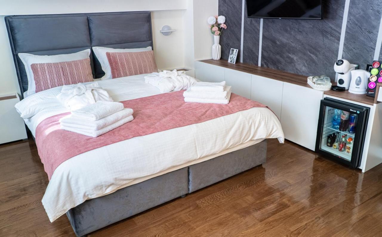 9 Nine - Luxury Apartments & Suites Belgrado Exterior foto